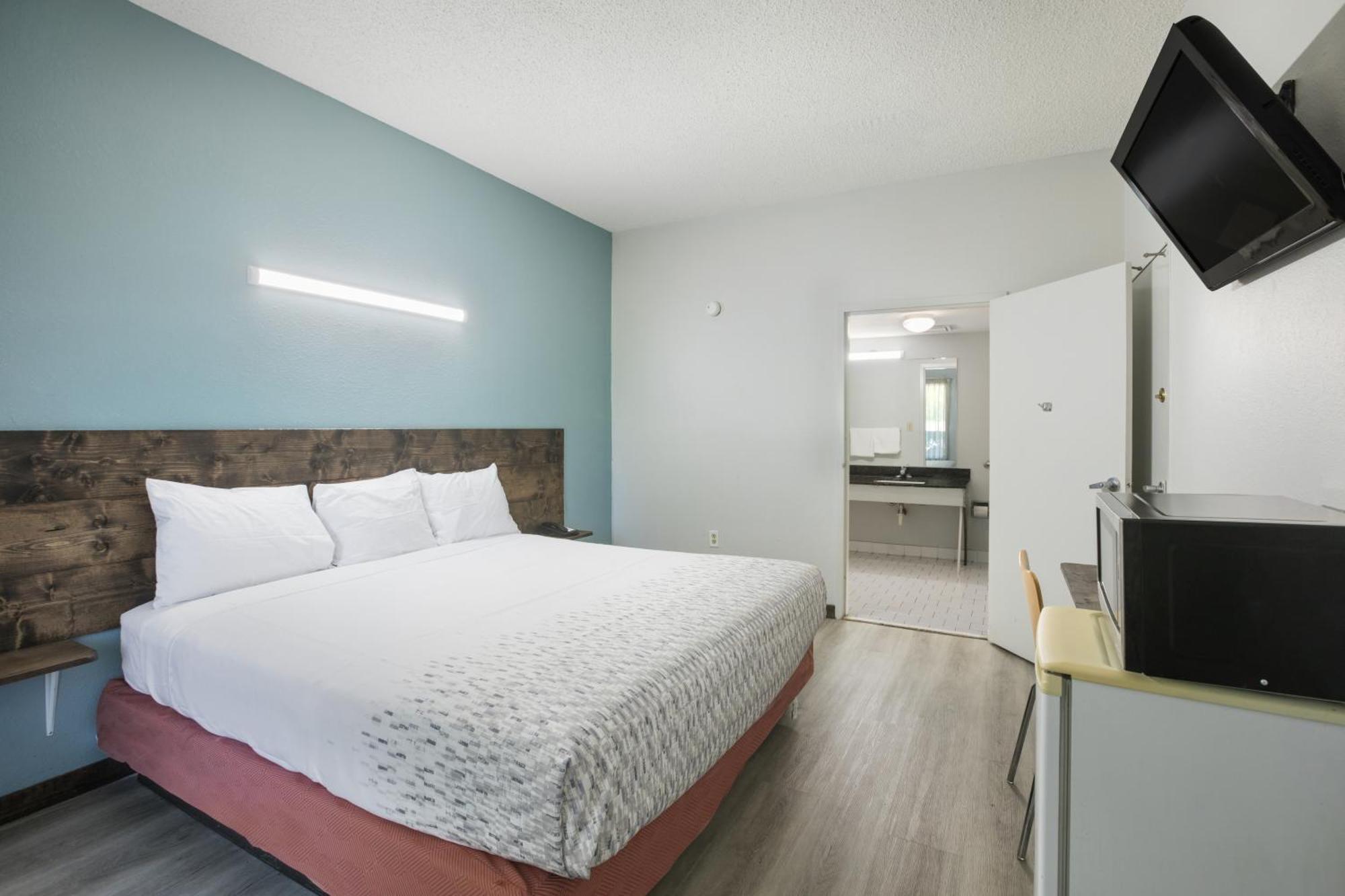 Americas Best Value Inn Stockbridge Quarto foto