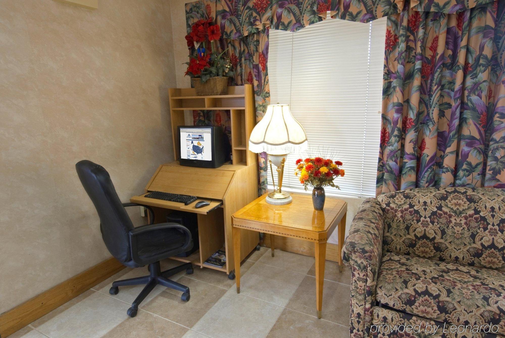 Americas Best Value Inn Stockbridge Quarto foto